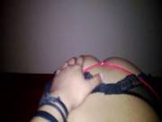 Charapita En Hotel Con Su Hilo Rojo