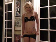 Babe Seduces Her Guest With A Surprise Striptease