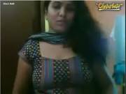 Neha Aunty With Stunning Boobs By Xdesimobi