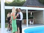 Party
6128