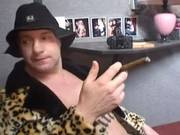 Dutch Pornwhore Played With 2 Dicks
1825