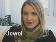 Teen Jewel Likes To Be Watched Masturbating On Camera
2121