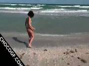 Choco Girlfriend Sucking Fat Shaft On Knees