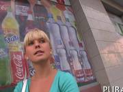 Hot Blonde Lass Is On The Dick In The Car 