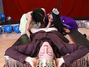 Two Whore Queens Give Blowjob To Horny King And Get Their Muffs Fucked