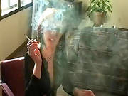 Kinky Beauty Smokes And Teases
