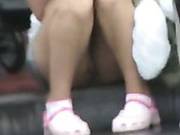 Bonita Chica Mostrando Las Braguitas