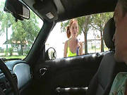 Kinky Minx Is Satisfying His Rod