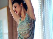 Amazing Brunette Stuns With Her Clit