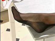Nylons Housewife