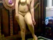 Cute And Curvy Arab Chick Stripping