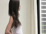 Beautiful Girl Masturbates In Huge Tub