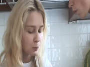 Hottest Babes Kissing