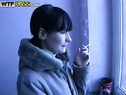 Short Haired Brunette Gonna Provide A Dude With A Footjob In Bath
