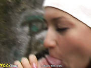 Amateur Girl Gives Her Boyfriend Outdoor Blowjob