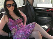 Tattooed Amateur Lost Her Purse And Pays Hot Sex For A Short Taxi Ride