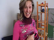 Arousing Blonde Pleases With Her Body
