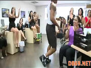 Bitches Sucking In Strip Club -15