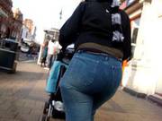 Big Booty Wide Jeans