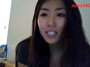 Stunning Asian Slut Shows Off Her Bra On Free Sex Chat