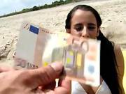 Kerry - Slim Tourist Screwed At The Beach