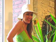 Backstage Video With Pretty Looking Model