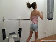 Anita S Masturbates Her Pussy Right After Workout