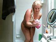 Pawg - Julie Specie In The Shower