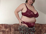 Fat And Horny Milf Juliana Has Jugs Like A Gallon Of Milk