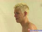 Twink Got Wet And Wild