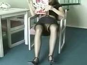 Flashing Upskirt No Panties