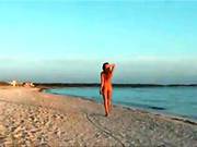 Czech Babe Pert Butt Strut - Ameman