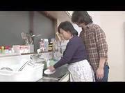 Sexy Japanese Cougar Gets Her Twat Fingered