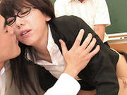 Thirsting College Guys Please One Sweet 4 Eyed Girlie With Cunnilingus
