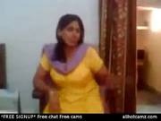 Indian Sex Video Of An Indian Aunty Showing Her Big Boobs Li
118