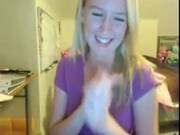 Blonde Show Tits
600