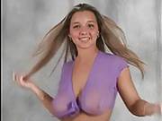 Big Boobs Girl Tits Bouncing