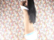 Amazingly Skinny Body Undress