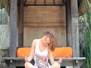 Caprices Wet Yoga With Pink Toy -4