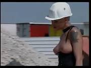 Lana Wood - Baustelle 