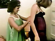 Horny Balck Dude Eating Fresh Pussy Of White Seductive Hoochie