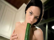 Unreal Pepper In Her Tight Vagina -5