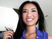 This Amateur Asian Swallows Everything