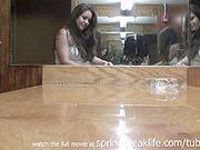Springbreaklife Video: Brunette Flashes In Bar Then Pees