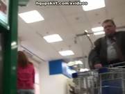 Plumper Accidental Upskirt In Public