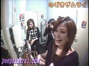 Beautiful Voyeur Peeing Females 18