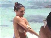 Beach Babes Hidden Cam 2
100