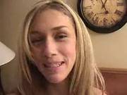 Amazing Babe Blows With Passion
2700