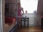 Blond Beauty Stripping
612