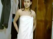 Indian Sexy Girl Dancing To Movie Song In Towel
